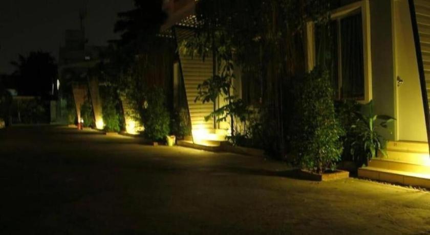 189 Resort Bangkok Exterior photo