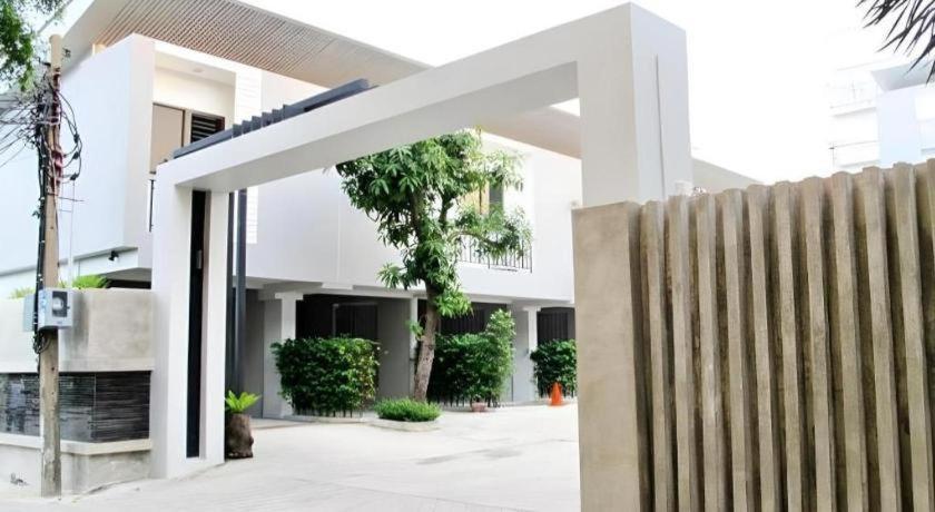 189 Resort Bangkok Exterior photo